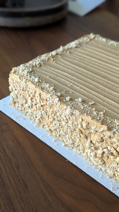 GOLDEN KEY CAKE