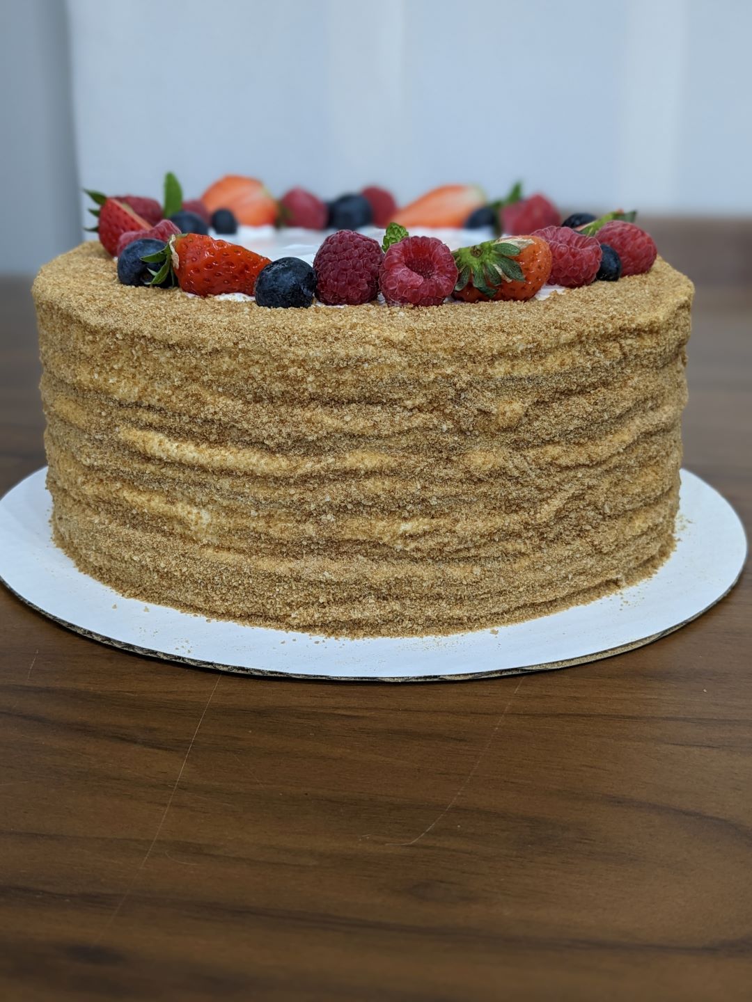 HONEY CAKE {MEDOVIK}